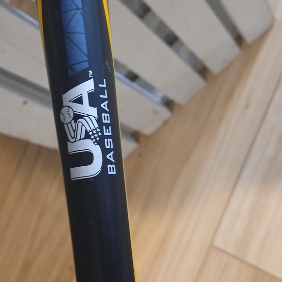 Baseball Bat - Picture 5 of 7